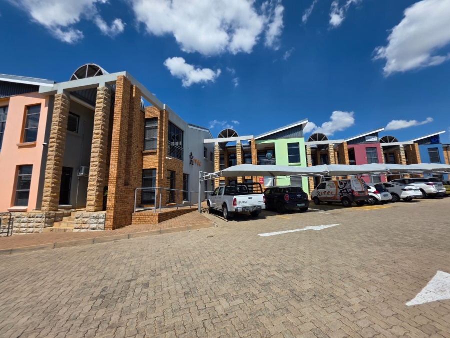 To Let commercial Property for Rent in Langenhovenpark Free State